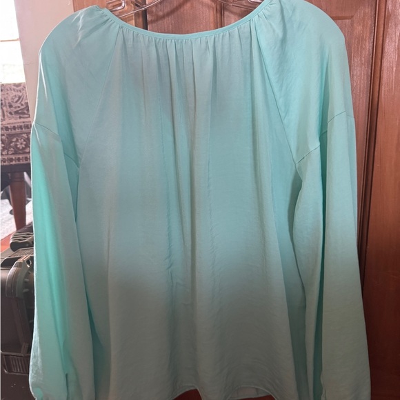Vince Camuto Women's Aqua Top - Picture 2 of 6
